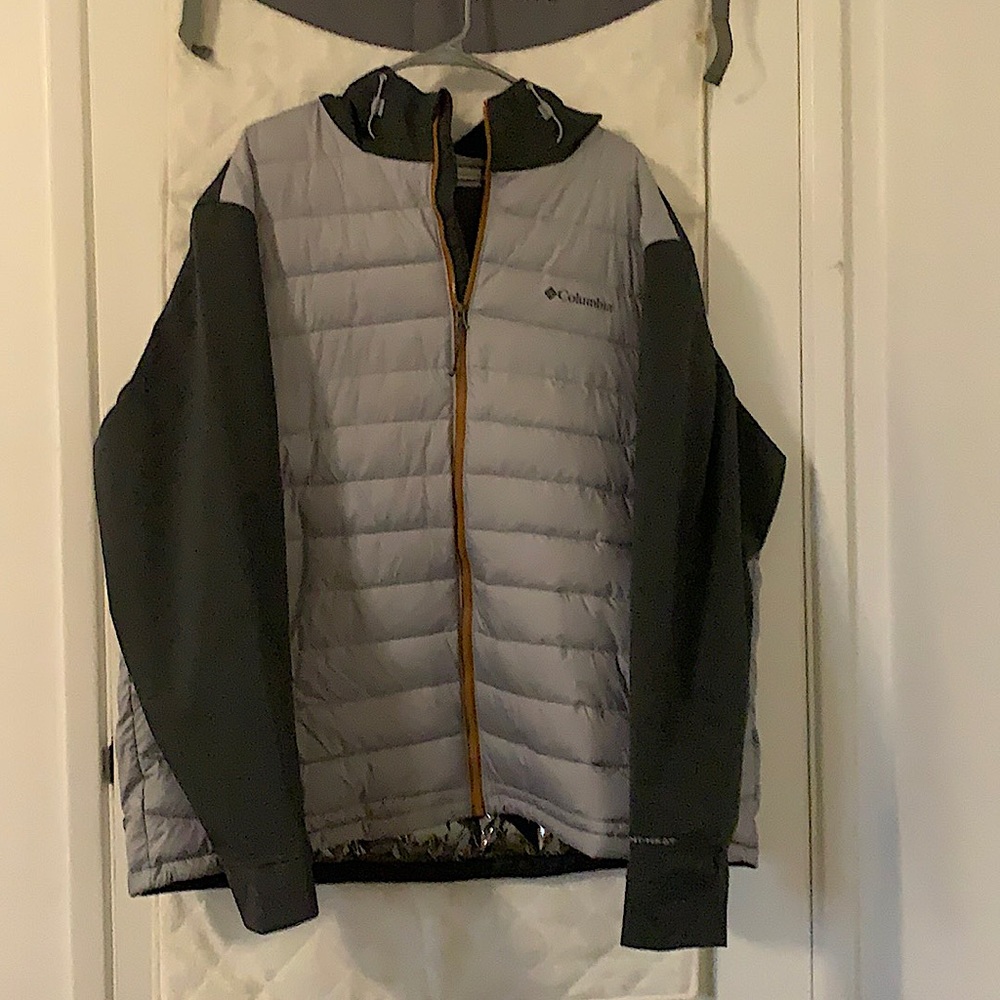 Columbia Rain Jacket - Size XXL